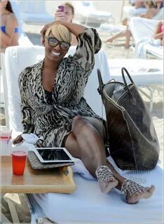 NeNe Leakes Feet (11 images) - celebrity-feet.com