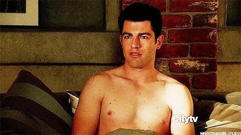 WE LOVE HOT GUYS: Max Greenfield shirtless in New Girl
