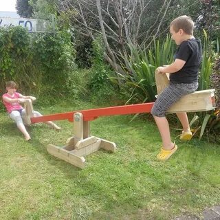 🔨 Building a seesaw with sliding seats BuildEazy Teeter tott