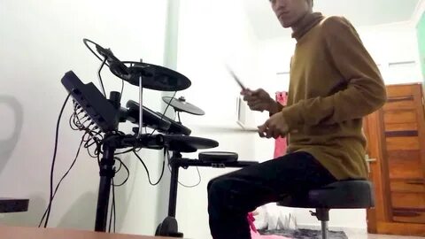 Chocolate - The 1975 - Yoy Marsh (e-Drum Cover) - YouTube