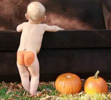 omg. too much cute. Baby in pumpkin, Fall baby pictures, Bab