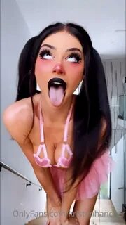 Kristen Hancher Topless Skirt Tease Onlyfans Video Leaked.