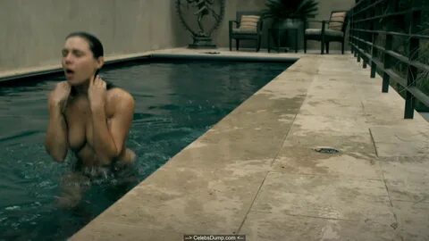 Lili Mirojnick topless in a pool vidcaps Celebs Dump