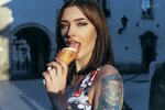 Female Tongue Ice Cream Related Keywords & Suggestions - Fem