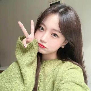 🏷 령아 on Instagram: "쁘입" Ulzzang korean girl, Korean beauty g