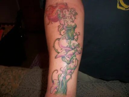 Poison Ivy Tattoo by okgo8790 on deviantART Ivy tattoo, Pois