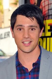 Nicholas D'Agosto - Nicholas D'Agosto Photos - Zimbio