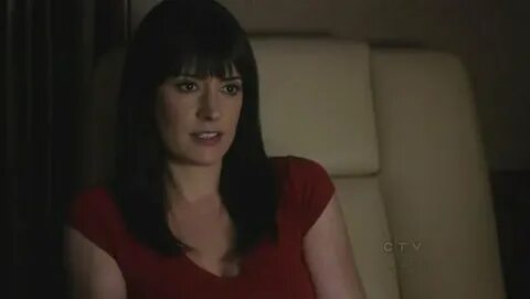 Paget as Emily Prentiss- 5x20 - Paget Brewster Image (128893