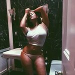 Cyn santana naked pics 💖 Cyn Santana Flaunts Big Curves In L