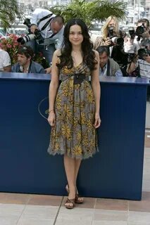 Norah Jones Pictures. Hotness Rating = Unrated