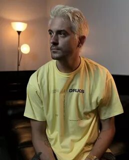 A blonde g-eazy Young g eazy, G eazy, American rappers