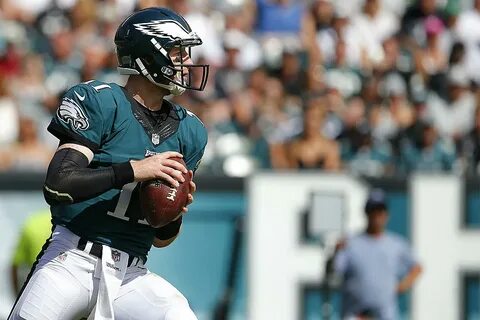 Here's How Wentz Stacked Up Against Other QBs in Week One