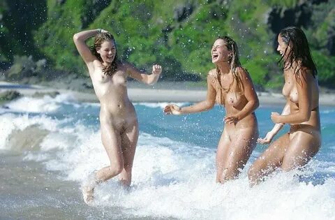 Happy Naked Girls Porn Pic - EPORNER