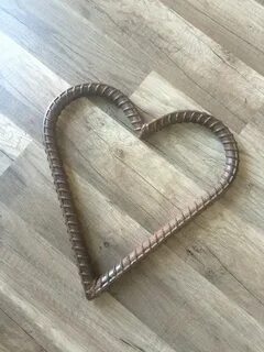 Rebar Heart by ConsignAndDesignNC on Etsy Metal art projects