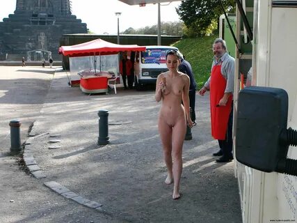 ITT: Post your public nudity stories and experiences. Pictur