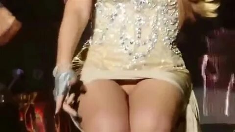 Mariah Carey upskirt nude panty shots zoomed - XVIDEOS.COM