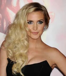 Ashlee Simpson Hairstyles Full HD Pictures