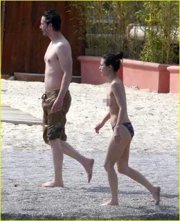 Keanu Reeves is Shirtless, China Chow is Topless: Photo 1205