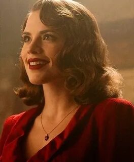 Pin by Elizabeth King on Peggy Carter Vintage hairstyles, Pe