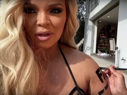 Trisha Paytas covered herself in the most common hate commen