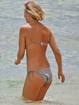 Lara Bingle in a Bikini in Hawaii-07 GotCeleb