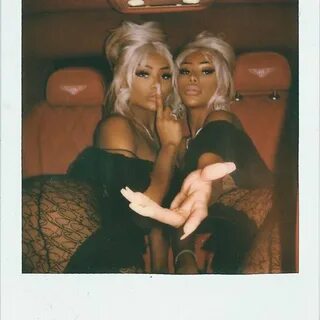Pin by jocelyn 🦋 on appreciation $ Clermont twins, Girl phot