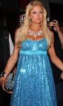Paris Hilton goes to dinner in Hollywood