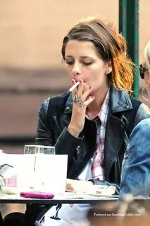 SmokingCelebs.com--Mischa Barton smoking cigarettes
