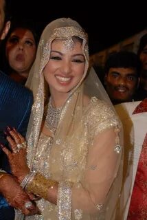 Ayesha Takia Wedding Pics Hindi Sms, Good Morning SMS, Good 
