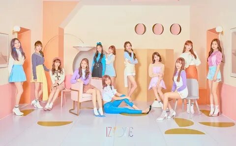 IZ*ONE Jadi Girl Grup Dengan Penjualan Album Debut Terbesar 