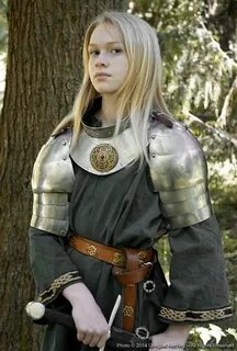 Ошибка 429 Female armor, Warrior woman, Female knight