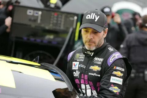 Jimmie Johnson to be grand marshal, Voices of Service to sin