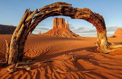 35 Gorgeous Examples of Desert Photography Monument valley, 