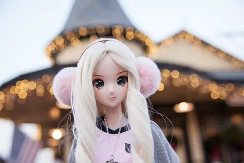 Smart Doll Melody's First Photo Shoot with Trains Studio Mis