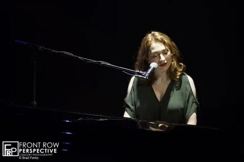 Regina Spektor Enthralls The Crowd in Reading.