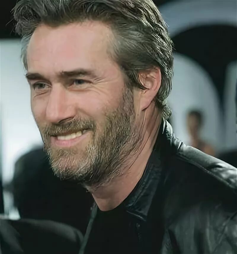 Pin by Chelle Lins on Roy Dupuis Gorgeous men, Celebrities, 