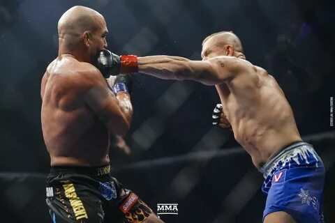 Tito ortiz vs chuck liddell