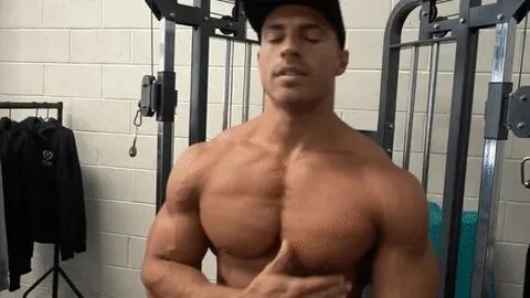 Shredded Gifs How to grow muscle, Big muscles, Sports hero