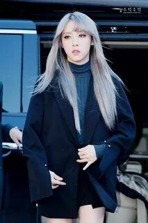 Pin by Louise on moonbyul Mamamoo moonbyul, Moonbyul, Style 