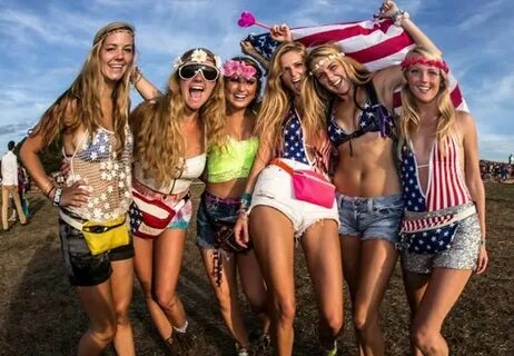Tomorrowland, cool outfits, american flag Music festival out