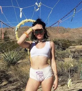 Noah Cyrus Nude LEAKED Pics & Hot Porn Video 2022 - Scandal 