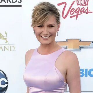 Jennifer Nettles Plastic Surgery Face - Celebs Under The Kni