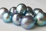 Baroque akoya pearls with a natural silver blue tone - Zylan