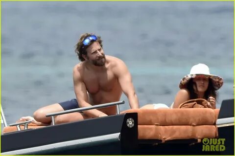 Bradley Cooper & Irina Shayk Share a Kiss on Italy Vacation!