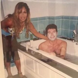 Simon Cowell Looks Unrecognizable In Nude Bath Time Throwbac