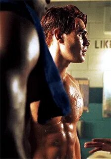 Out Loud: Actor - KJ Apa