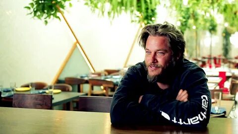 Watch Last Call with Carson Daly Interview: Travis Fimmel - 