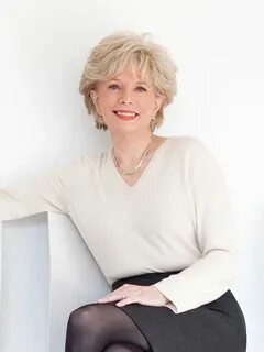 Lesley Stahl talks about Trump, journalism and 'Becoming Gra