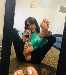 Latina Foot Goddess (Amateur