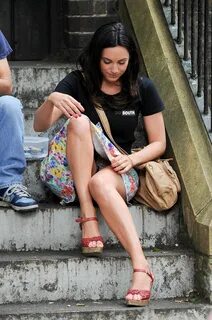 70 Images - Kelly Brook On the Set of 'Taking Stock' in Lond